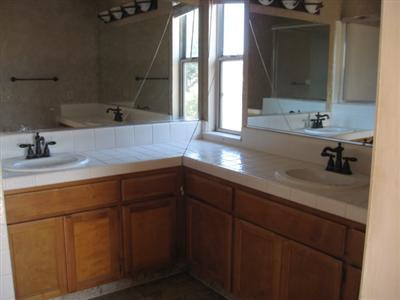 1836 Charles St, Hughson, CA 95326 photo 9