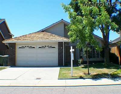 2216 Manitoba Ct, Modesto, CA 95356 photo 1