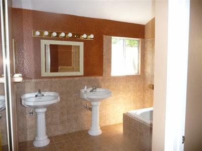 4309 Banchory Ct, Antelope, CA 95843 photo 9