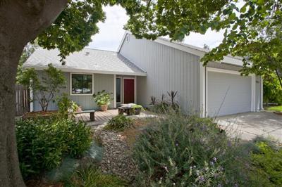 702 Donovan Ct, Davis, CA 95618 photo 1
