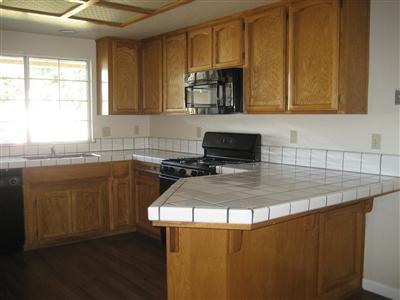 1012 Bobcat Ct, Modesto, CA 95358 photo 4