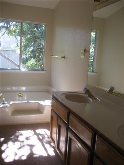 1012 Bobcat Ct, Modesto, CA 95358 photo 12