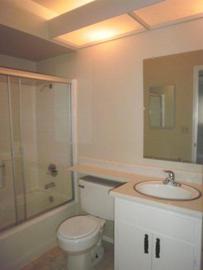 2033 Robertson Rd, Modesto, CA 95351 photo 5
