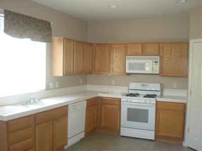 2143 Arnold Dr, Rocklin, CA 95765 photo 3