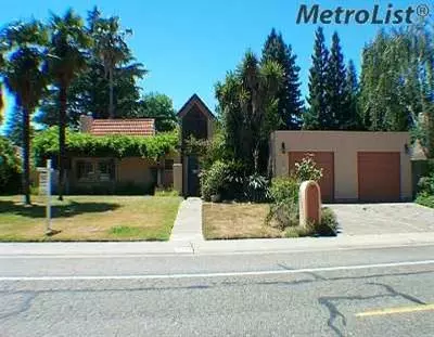 1301 Kingsford Dr, Carmichael, CA 95608 photo 1