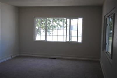 2201 3rd St, Hughson, CA 95326 photo 2