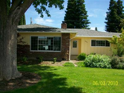 2046 Teak Ave, Merced, CA 95340 photo 1