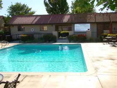 1112 Sylvan Meadows Dr, Modesto, CA 95356 photo 2