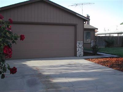 1495 Denise Dr, Ripon, CA 95366 photo 3