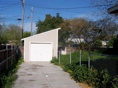 422 Leon Ave, Modesto, CA 95351 photo 3