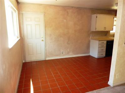 136 S Pacific Ave, Lodi, CA 95242 photo 3