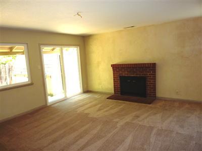 136 S Pacific Ave, Lodi, CA 95242 photo 4