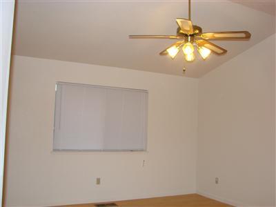 421 E Century Blvd, Lodi, CA 95240 photo 7