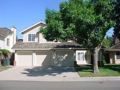 733 Milbank Dr, Modesto, CA 95357 photo 1