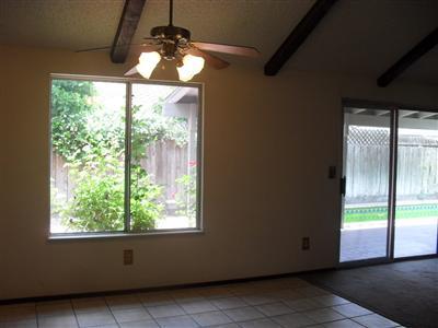 3512 Wild Palms Dr, Modesto, CA 95355 photo 4