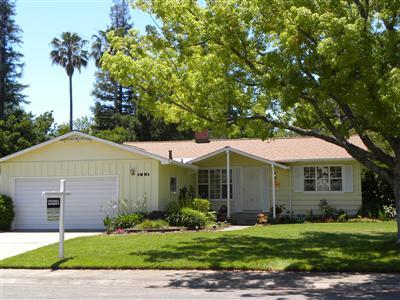 1861 Fairchild Dr, Carmichael, CA 95608 photo 1