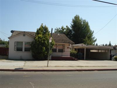 1328 E Orangeburg Ave, Modesto, CA 95355 photo 1