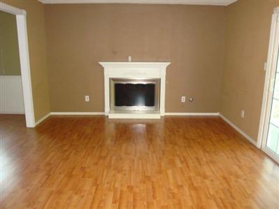 3900 Tea Leaf Dr, Modesto, CA 95356 photo 2