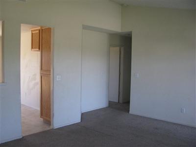 7704 Paige Ct, Winton, CA 95388 photo 2