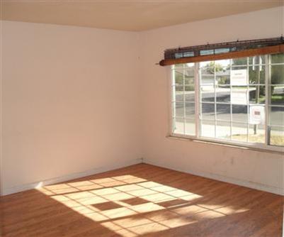 446 N Powers Ave, Manteca, CA 95336 photo 2
