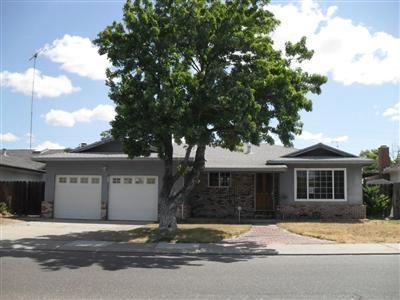 446 N Powers Ave, Manteca, CA 95336 photo 1