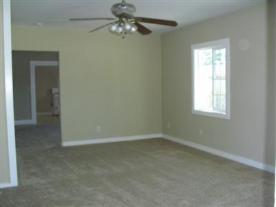 1727 Seattle St, Modesto, CA 95358 photo 2