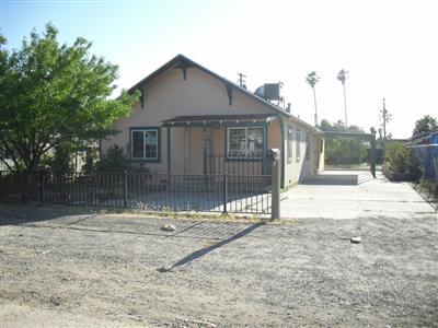 1727 Seattle St, Modesto, CA 95358 photo 1