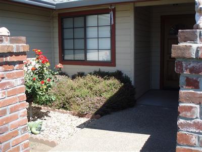 321 Sparrow Ln, Lodi, CA 95240 photo 2