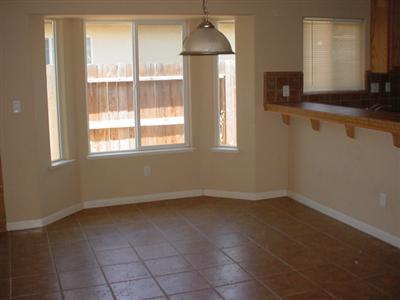 181 Brimmer Rd, Merced, CA 95341 photo 2
