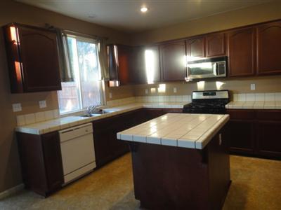 3779 Pomegranite Ave, Ceres, CA 95307 photo 2