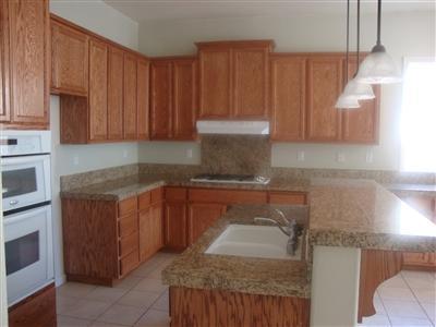 1612 Fiddleleaf Ln, Ceres, CA 95307 photo 2