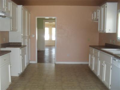 916 Parklawn Ave, Modesto, CA 95358 photo 4