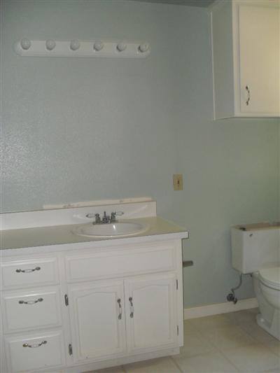 916 Parklawn Ave, Modesto, CA 95358 photo 7