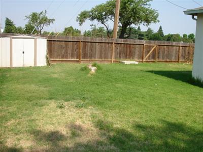 2201 Geneva Dr, Modesto, CA 95350 photo 2