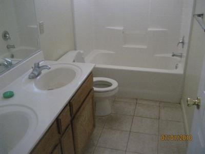 1045 Moonlight Dr, Ceres, CA 95307 photo 6