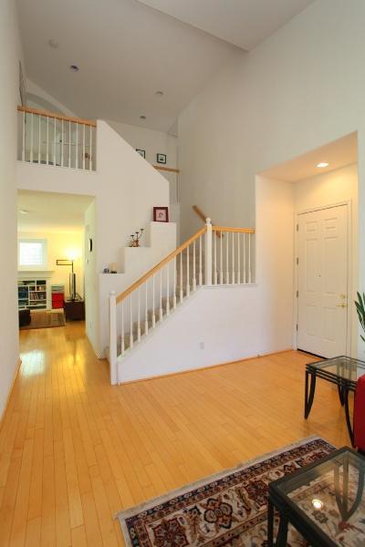 3907 Vistosa Ct, Davis, CA 95618 photo 2