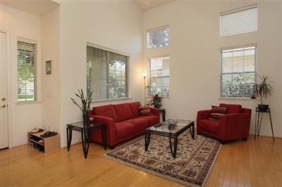 3907 Vistosa Ct, Davis, CA 95618 photo 4