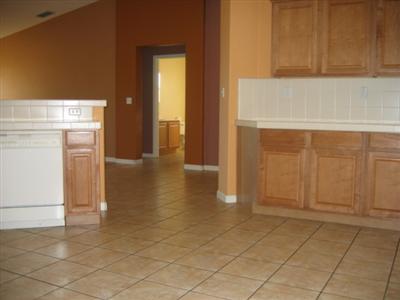 10854 Woodring Dr, Mather, CA 95655 photo 3