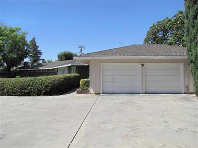 2505 Ridgewood Ct, Modesto, CA 95350 photo 2