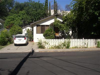 134 Pine St, Auburn, CA 95603 photo 1
