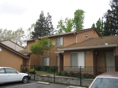 4002 Elmo Loop #b, Modesto, CA 95356 photo 1
