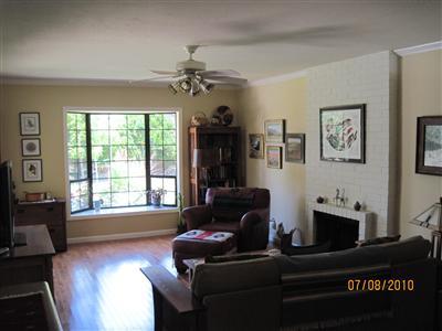 3941 Rochdale Dr, Carmichael, CA 95608 photo 3