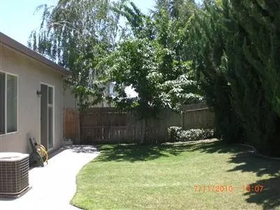 2015 Hyde Park Pl, Manteca, CA 95336 photo 5