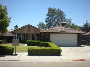 220 E Clover Rd, Tracy, CA 95376 photo 1