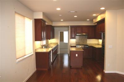 2633 Gilberte Ct, Tracy, CA 95304 photo 4