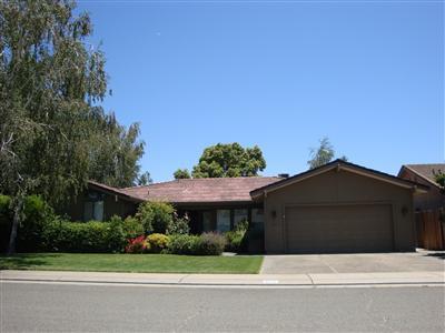 616 Atherton Dr, Lodi, CA 95242 photo 1