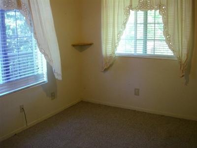 760 E Lake Ave, Manteca, CA 95337 photo 5