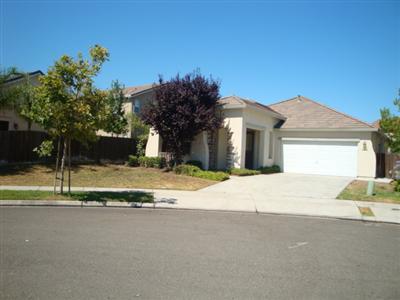 1323 Estrella Way, Turlock, CA 95382 photo 1