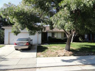 645 Jonquil Dr, Lathrop, CA 95330 photo 1