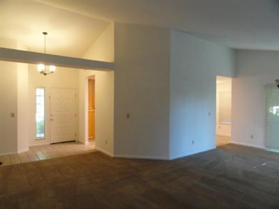 645 Jonquil Dr, Lathrop, CA 95330 photo 3